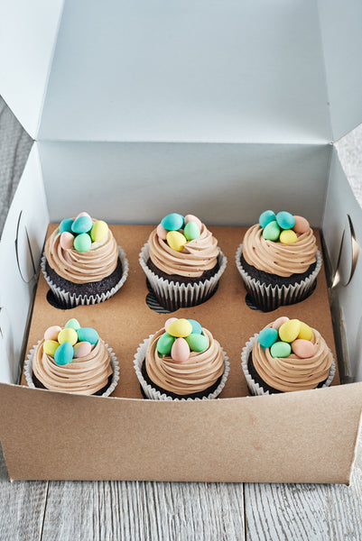 Pâques - Cupcakes aux oeufs en chocolat colorés